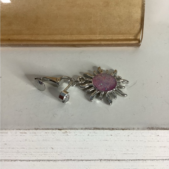 Clip-On Belly Button Ring - Picture 4 of 4